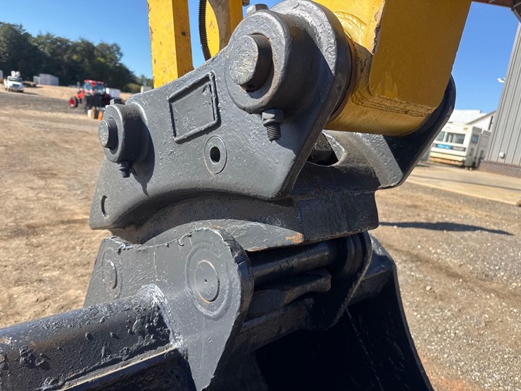 2022-komatsu-pc138us-image-13