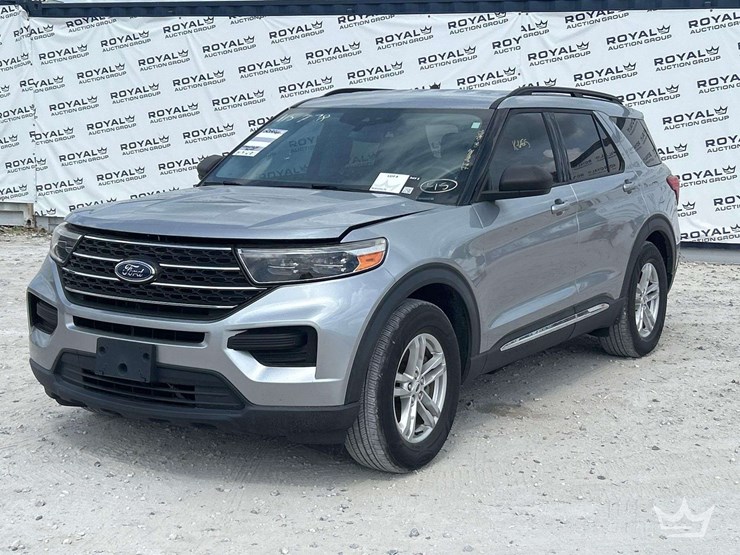 2022-ford-explorer-image-1