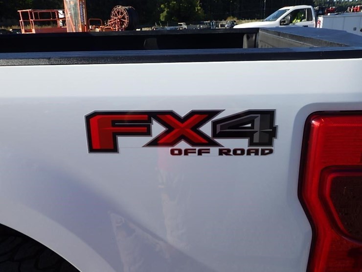 2020-ford-f350-image-16