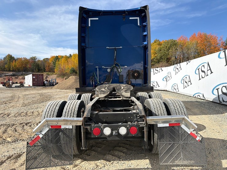 2018-kenworth-t680-image-4