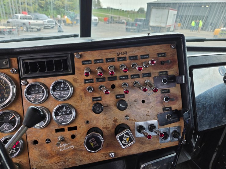 1992-caterpillar-3406-image-36