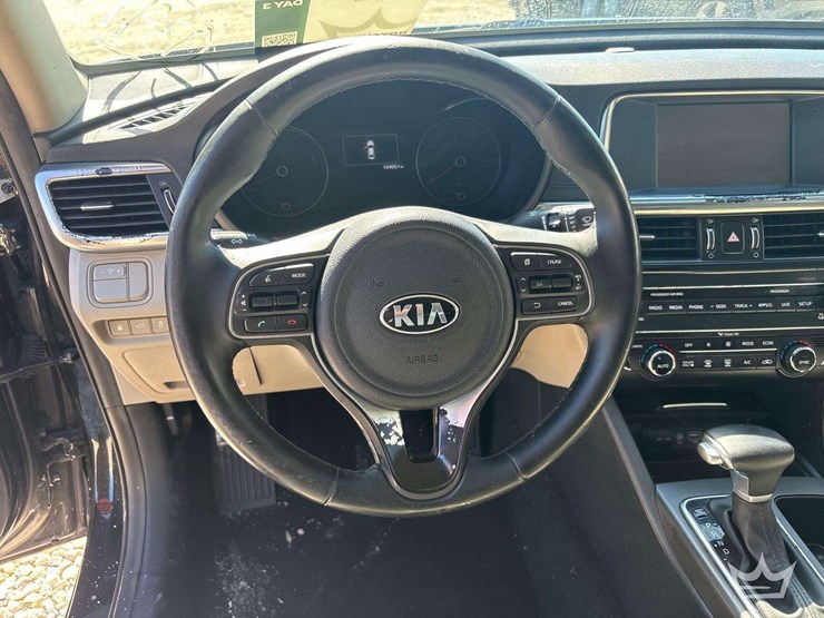 2017-kia-optima-hybrid-sedan-image-12