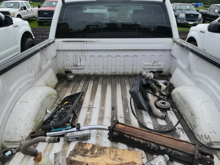 2019-ford-f150-xl-image-5