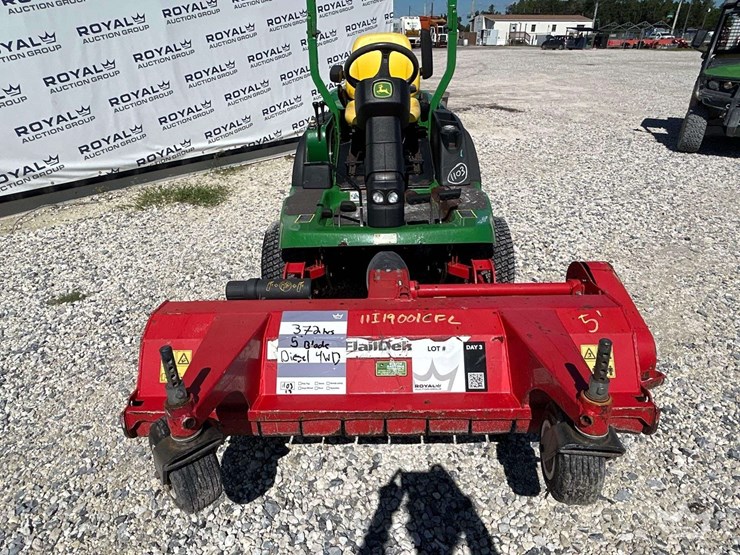 2014-john-deere-f1400-4wd-diesel-front-mower-with-60in.-trimax-fx155-flail-mower-attachment-image-24