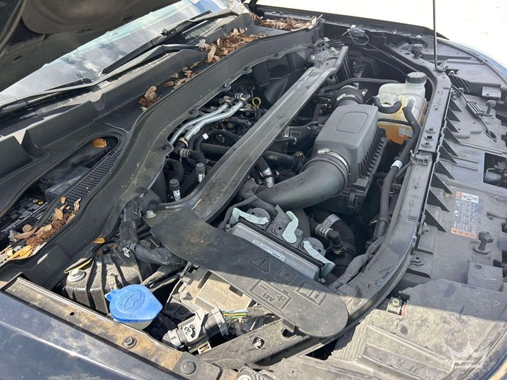 2022-ford-explorer-image-9