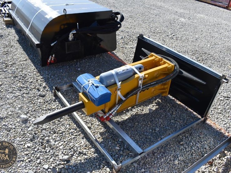 lyals-breaker-attachment-49749-image-3