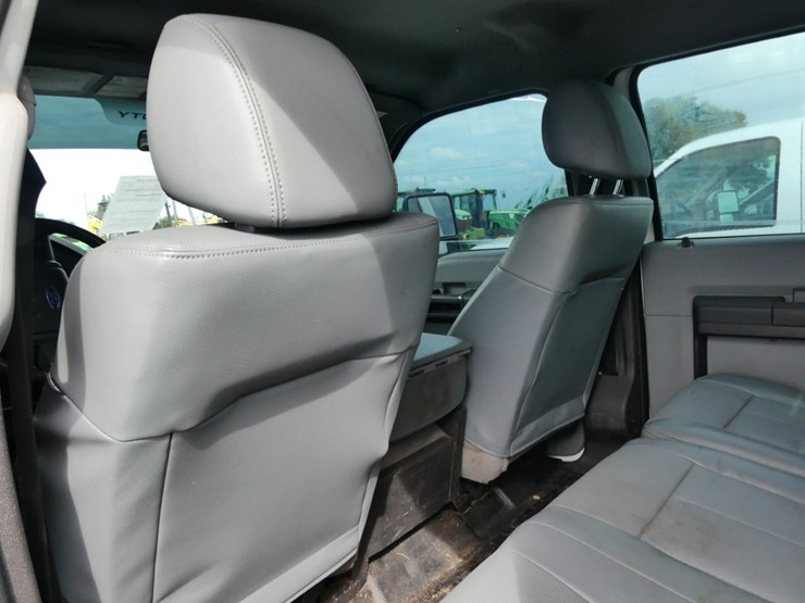 2016-ford-f250-xl-image-10