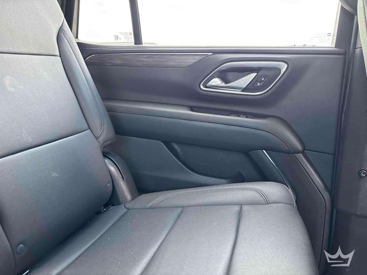 2022-chevrolet-tahoe-image-22
