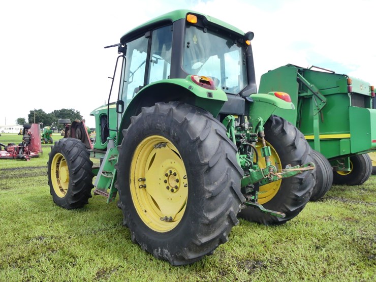 john-deere-7130-image-4