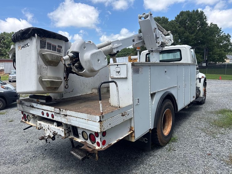 2006-international-durastar-4200-image-5