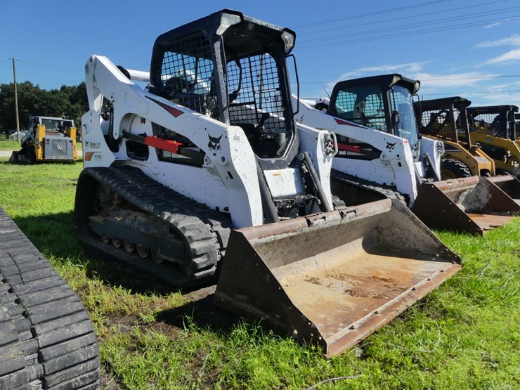 2023-bobcat-t770-image-2