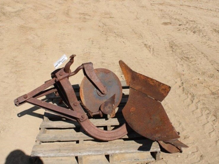 3-point-one-bottom-plow-image-6