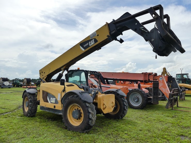2014-caterpillar-tl943c-image-2