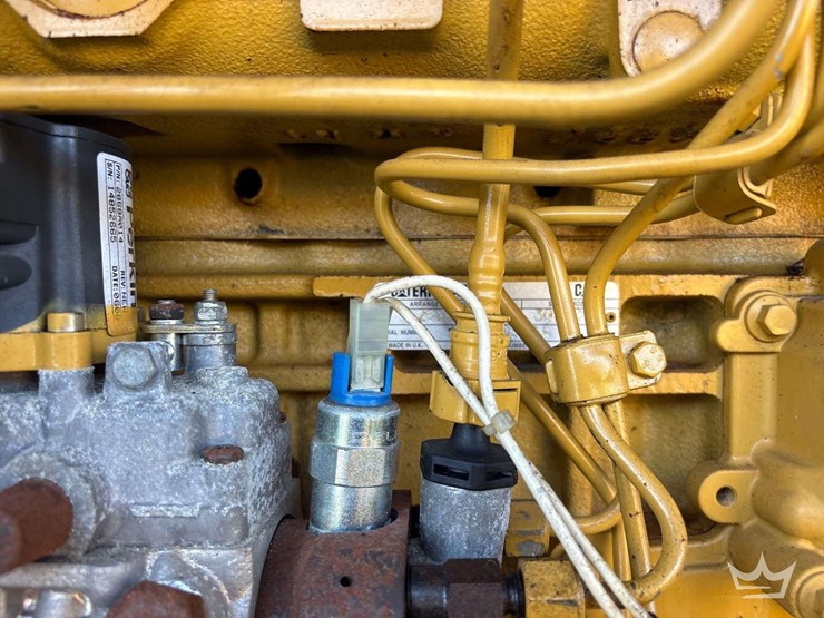 2006-caterpillar-d80-4-72kw-standby-diesel-generator-image-12
