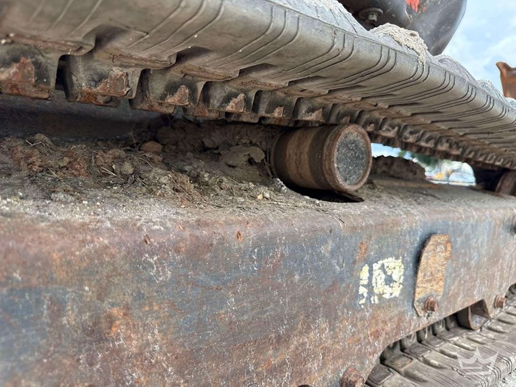 2019-kubota-kx71-3-image-34