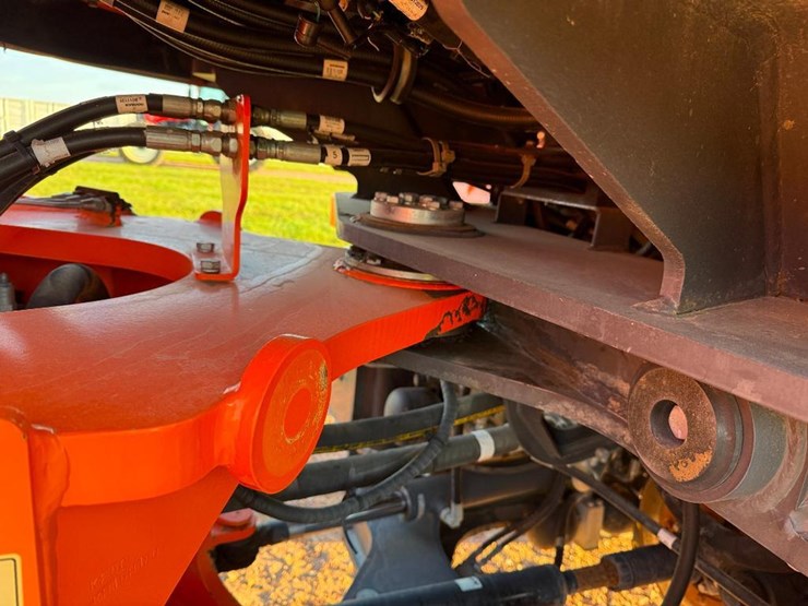 2017-doosan-dl250-5-image-34