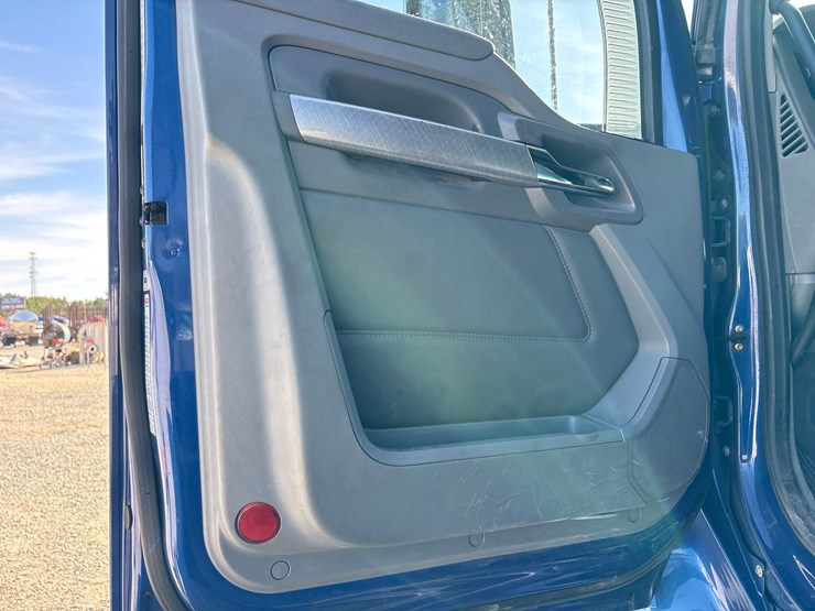 2018-kenworth-t680-image-68