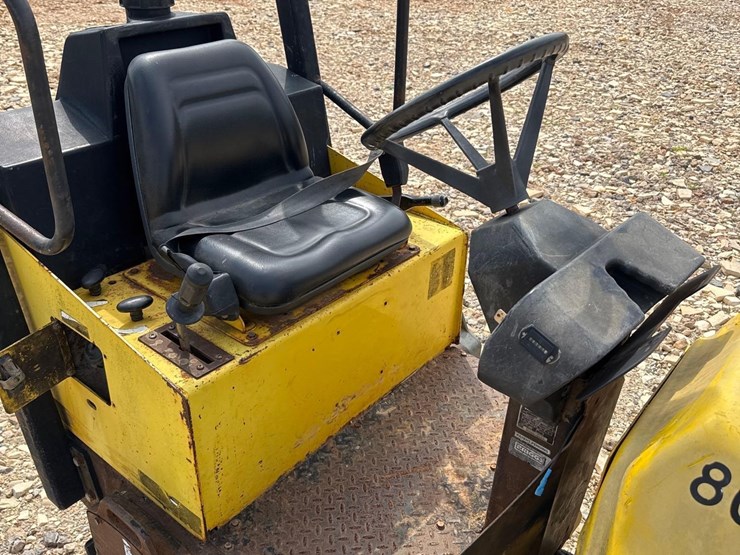 2003-wacker-neuson-rd11a-image-19