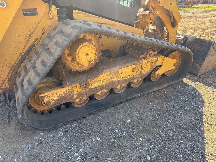 2014-caterpillar-279d-image-18