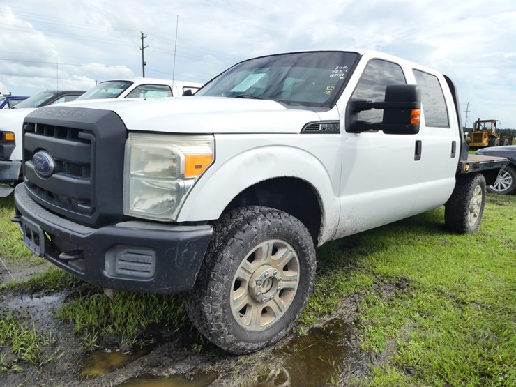 2016-ford-f250-xl-image-1