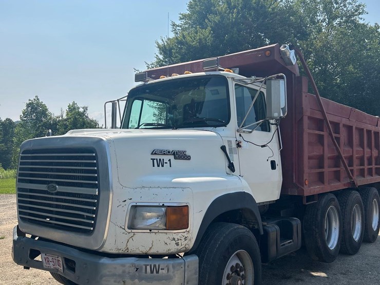 1994-ford-l9000-image-2