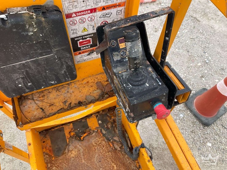 2020-hy-brid-ps-1430-14ft.-electric-scissor-lift-image-7