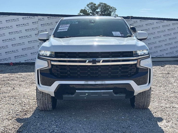 2022-chevrolet-tahoe-image-27