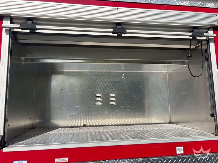 2019-e-one-pumper-image-8