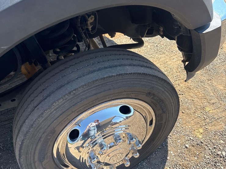 2018-ford-f550-xl-image-28
