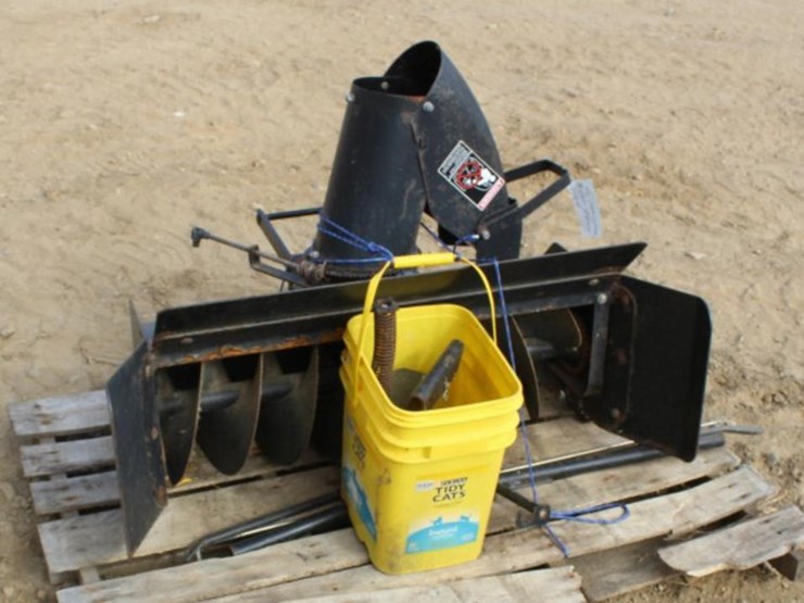 new-holland-snowblower-attachment-42"-image-11