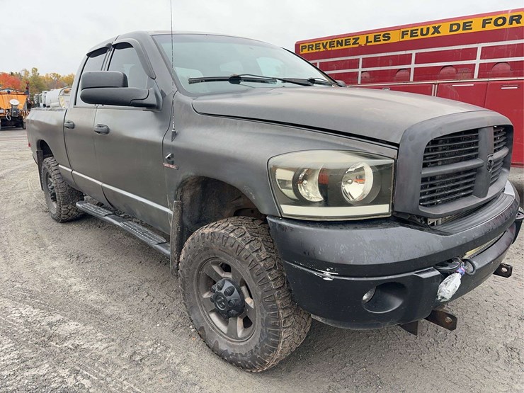 2003-dodge-2500-image-3
