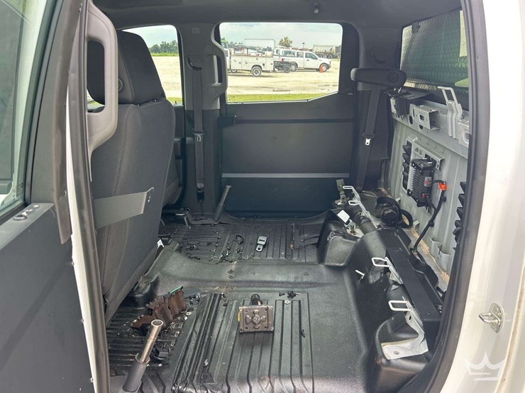 2021-chevrolet-silverado-1500-image-21