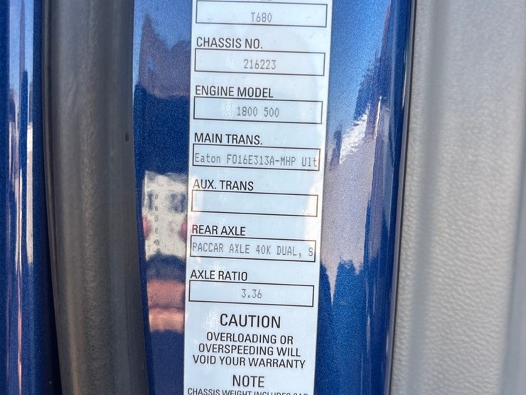 2018-kenworth-t680-image-102