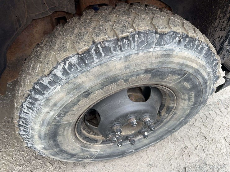 2006-chevrolet-silverado-3500-image-12