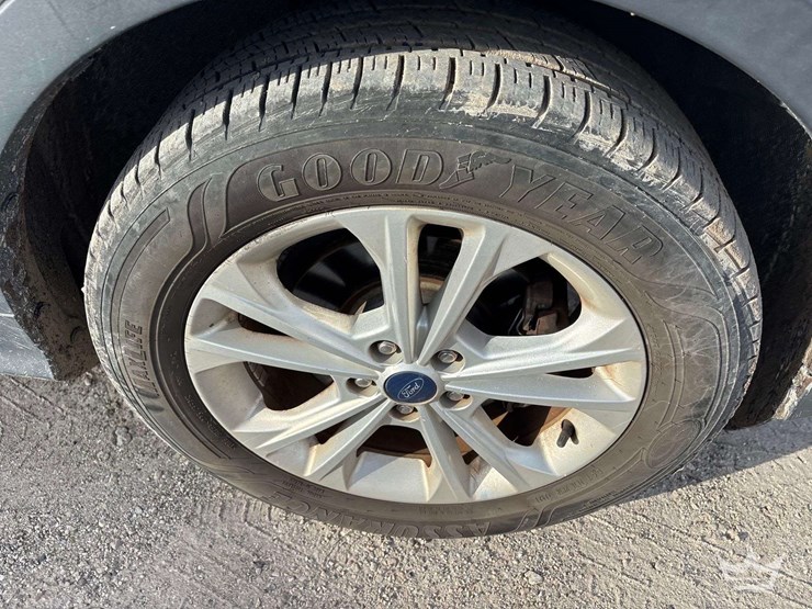 2018-ford-escape-image-28