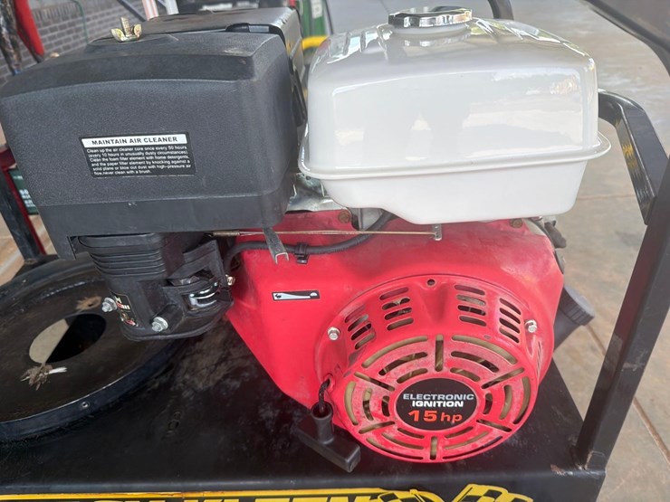 easy-kleen-pressure-washer-image-4