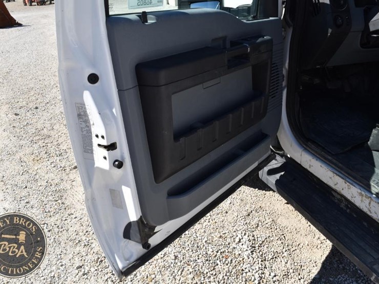 2015-ford-f350-sd-image-31