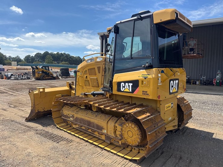 2017-caterpillar-d5k2-lgp-image-4