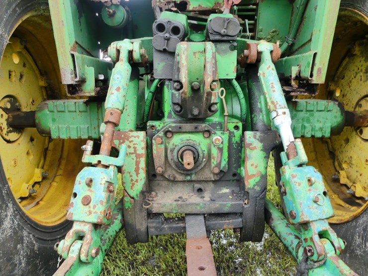 john-deere-3155-image-7