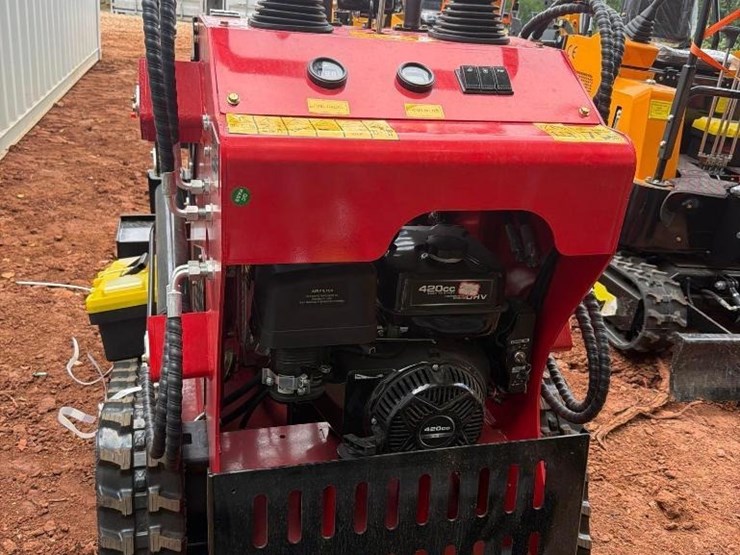 2026-future-360t-mini-skid-steer-loader-image-3