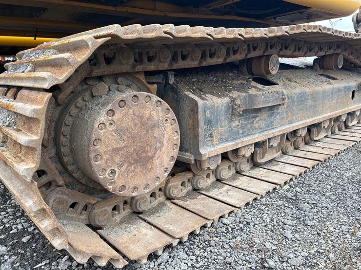 2024-john-deere-350-image-62