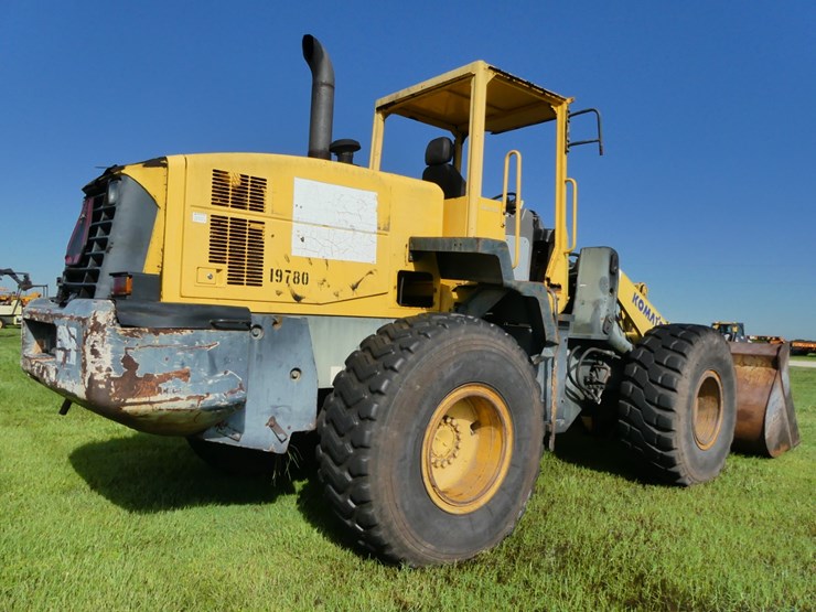 komatsu-wa320-image-3