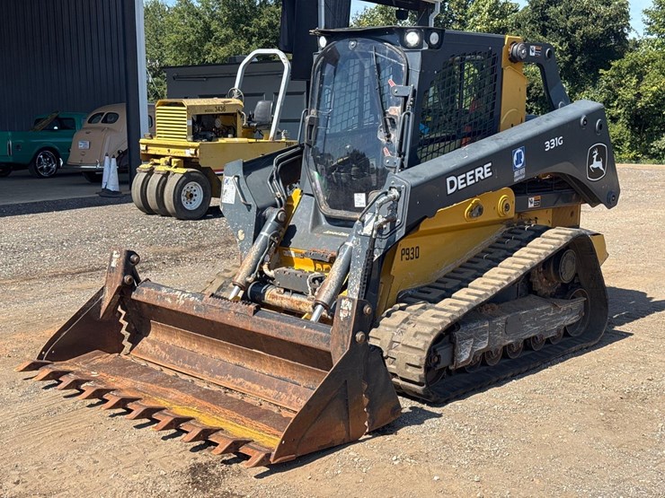 2020-deere-331g-image-1