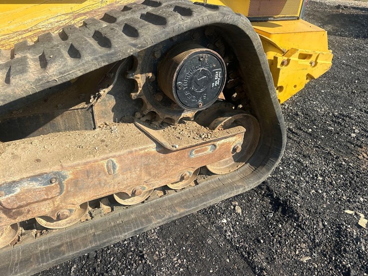 2019-deere-333g-image-16