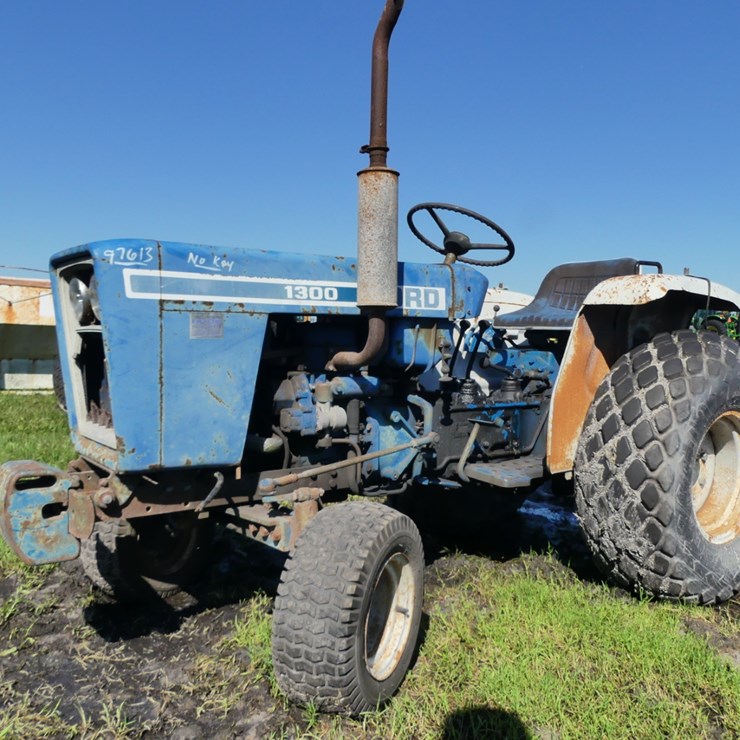 FORD 1300