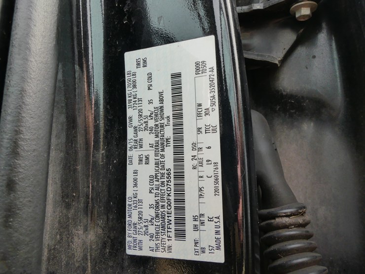2015-ford-f150-lariat-image-16