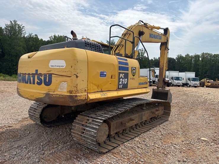 2014-komatsu-pc210-lc-10-image-5