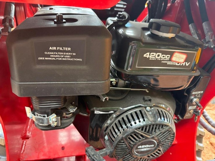 2026-future-360t-mini-skid-steer-loader-image-4