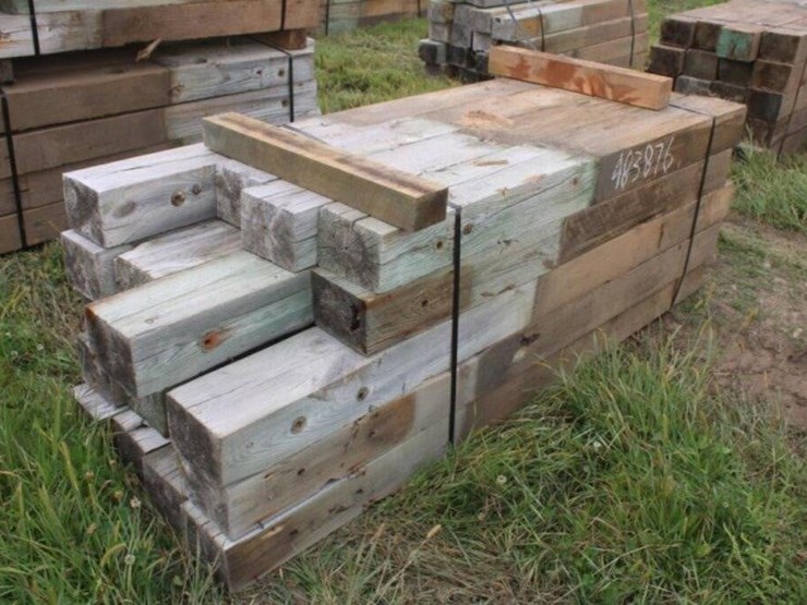 bundle-of-guardrail-posts-6''x8''x6'-long-image-1