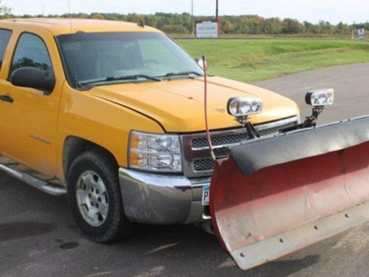 2012-chevrolet-silverado-1500-image-3